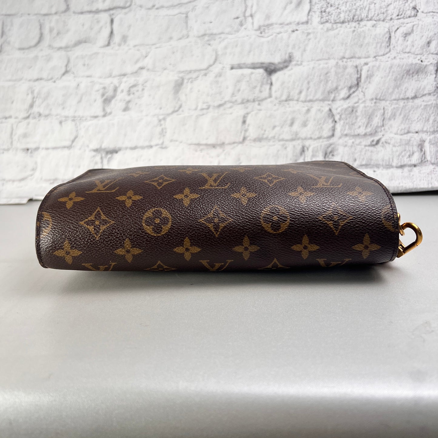 Louis Vuitton Brown A-13843
