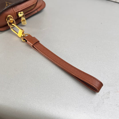 Louis Vuitton Brown A-13843