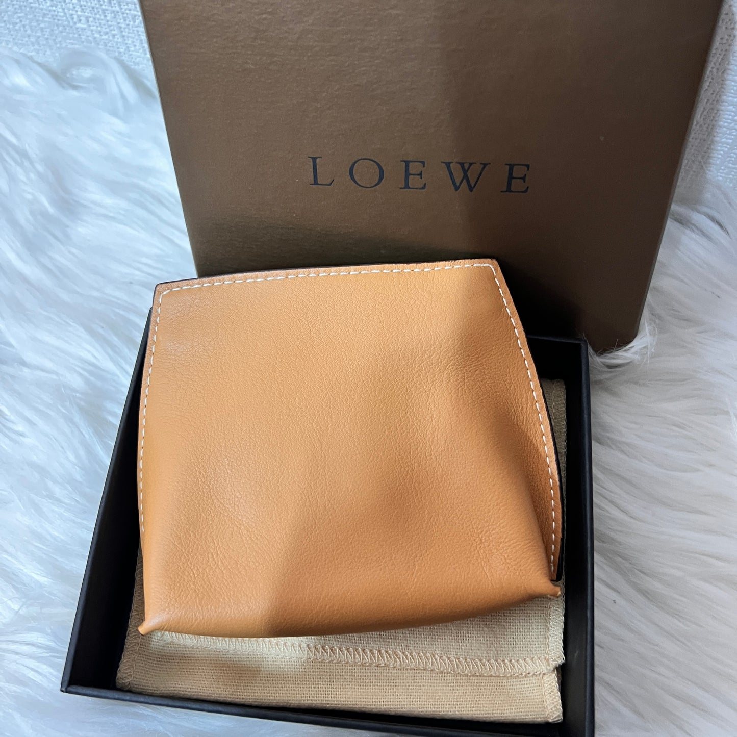 Loewe Brown A-13860