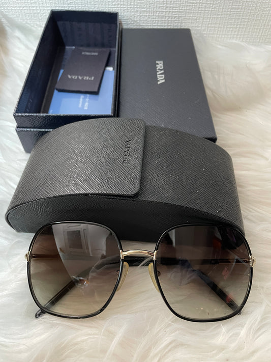 Prada A-13870