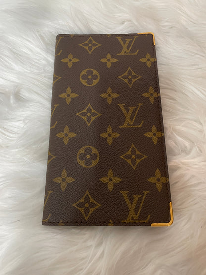Louis Vuitton A-13905