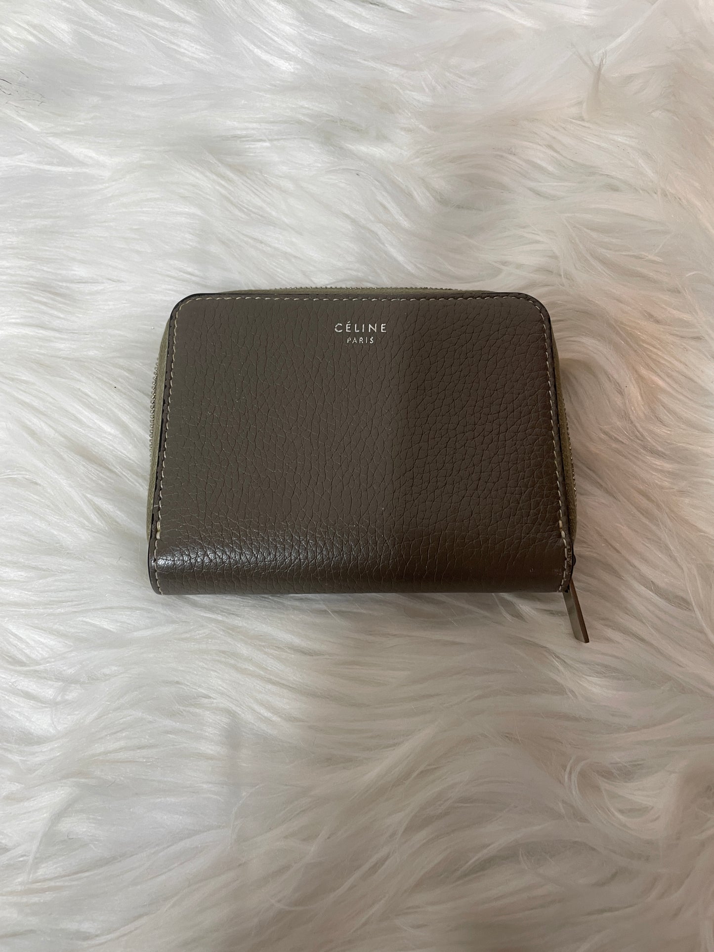 Celine A-13907
