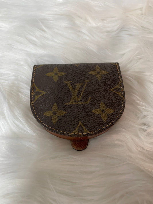 Louis Vuitton A-13913