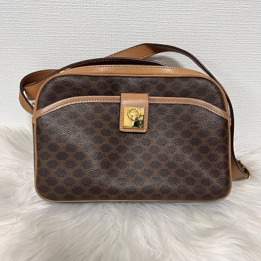 Celine A-14028