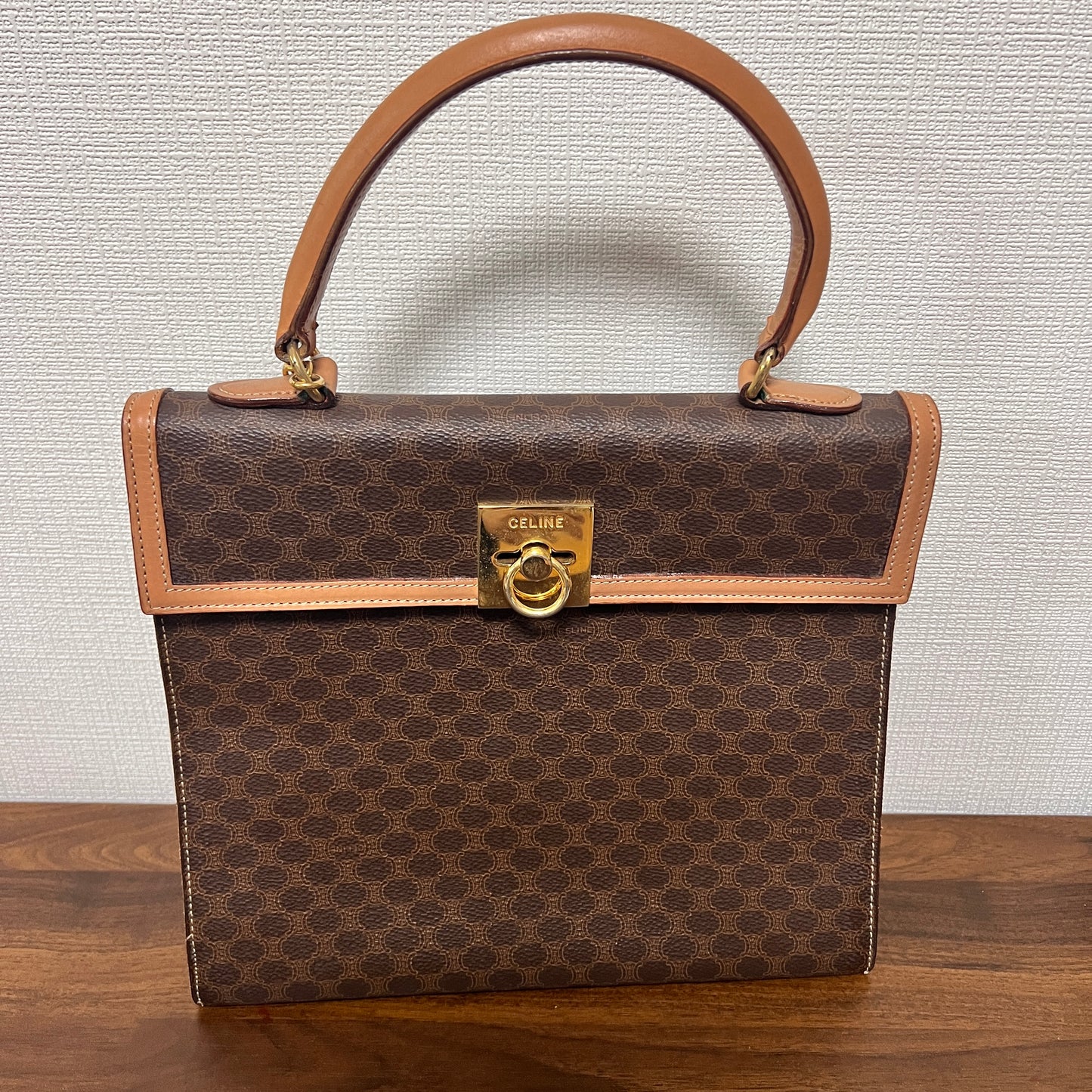Celine A-14032