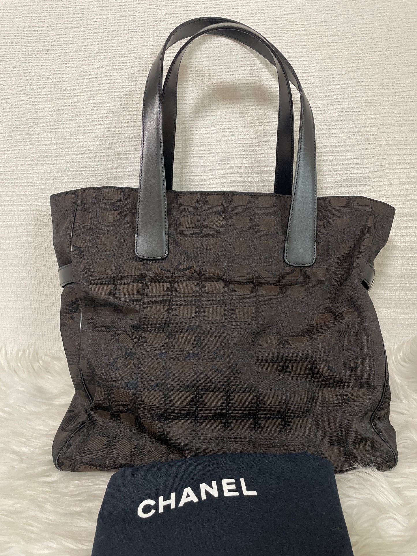 Chanel A-14052
