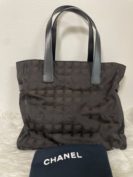 Chanel A-14052
