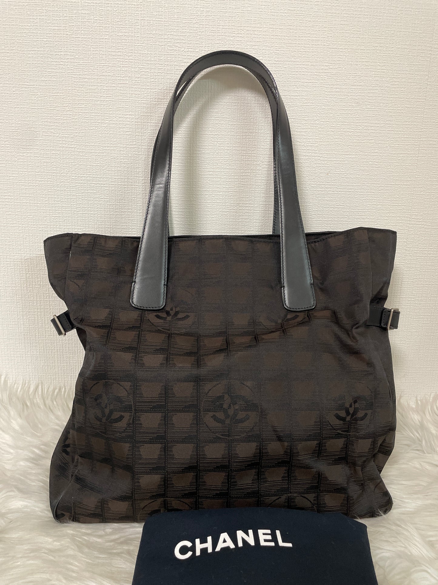 Chanel A-14052