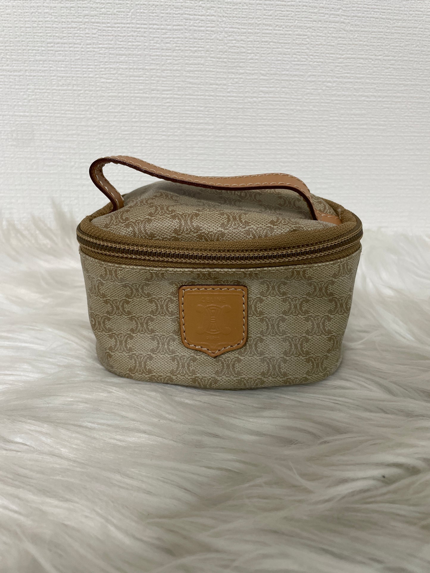Celine A-14054