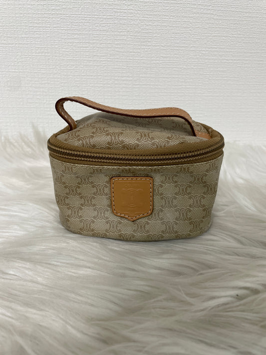 Celine A-14054