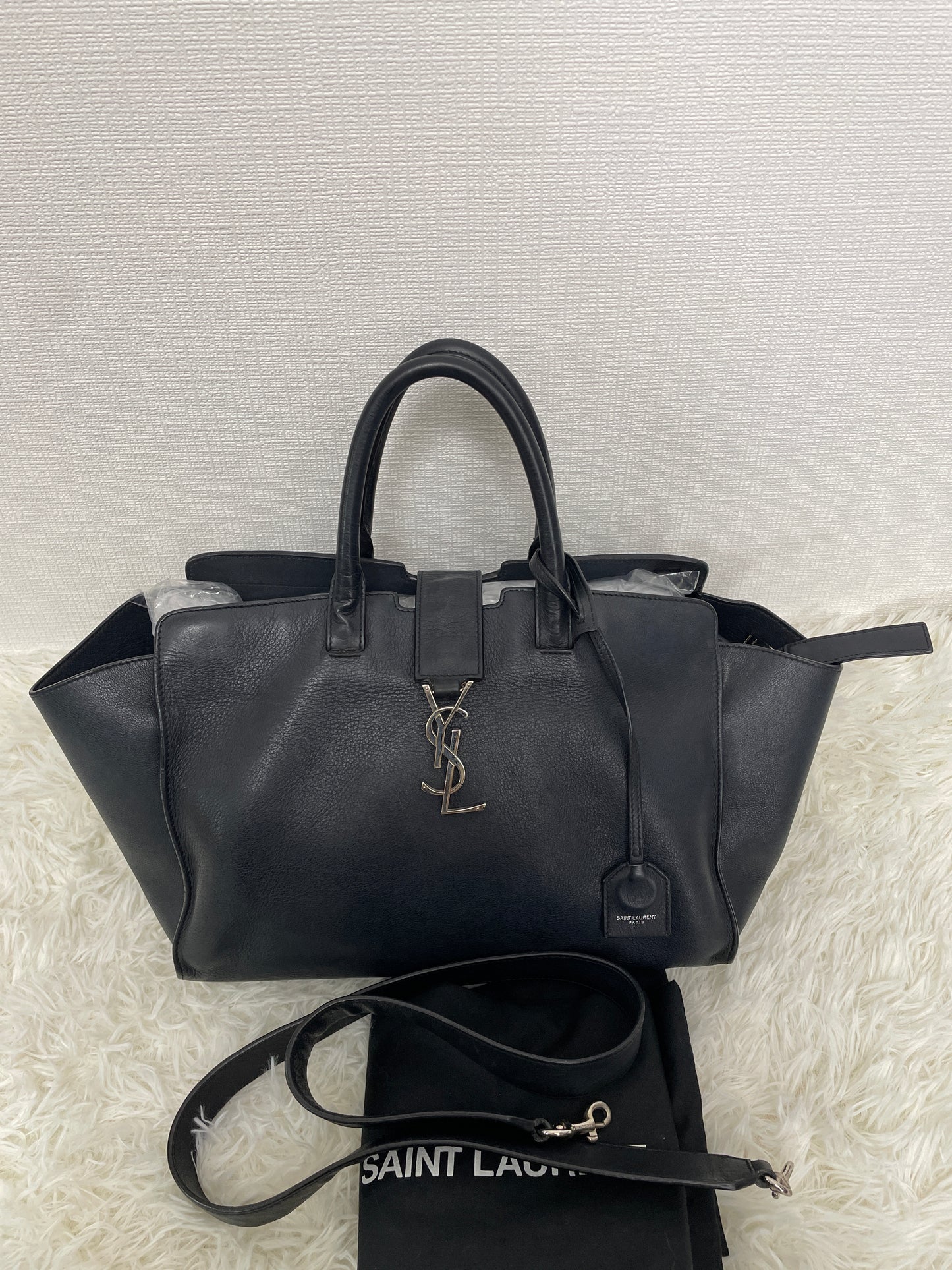 Saint Laurent Black A-14100