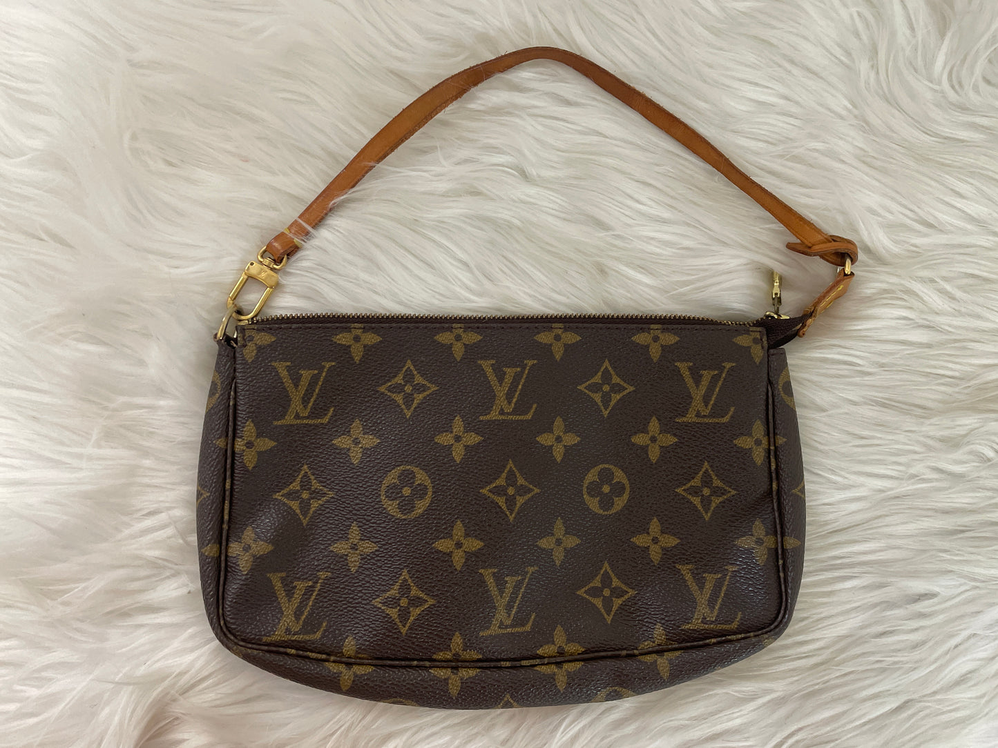 Louis Vuitton A-14115