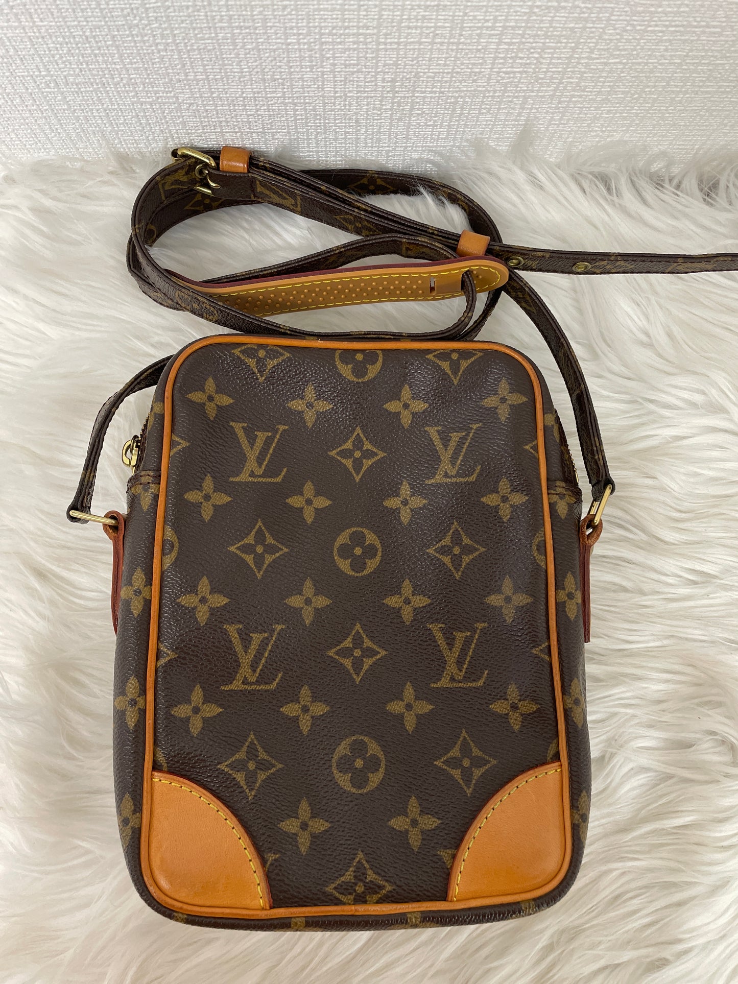 Louis Vuitton A-14131