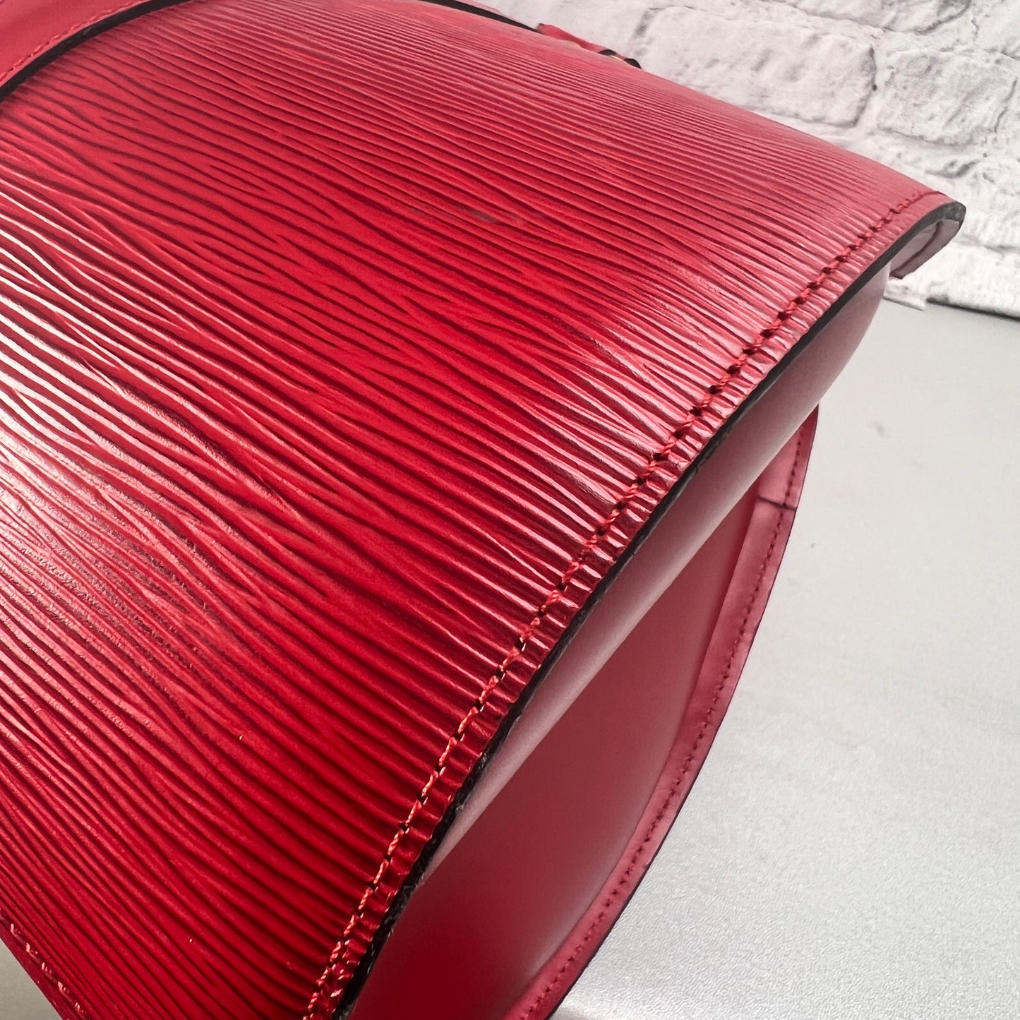 Louis Vuitton A-14140