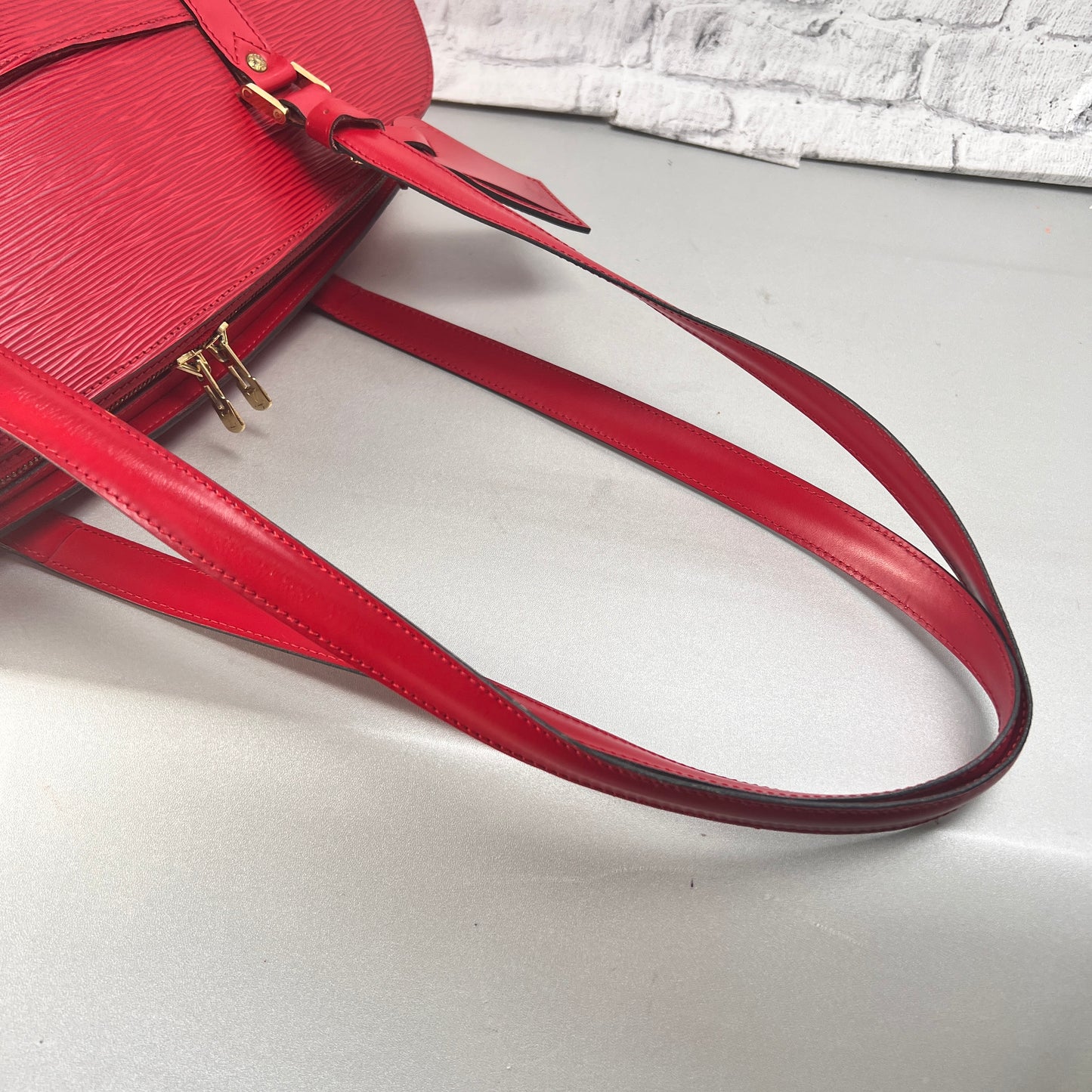 Louis Vuitton A-14140