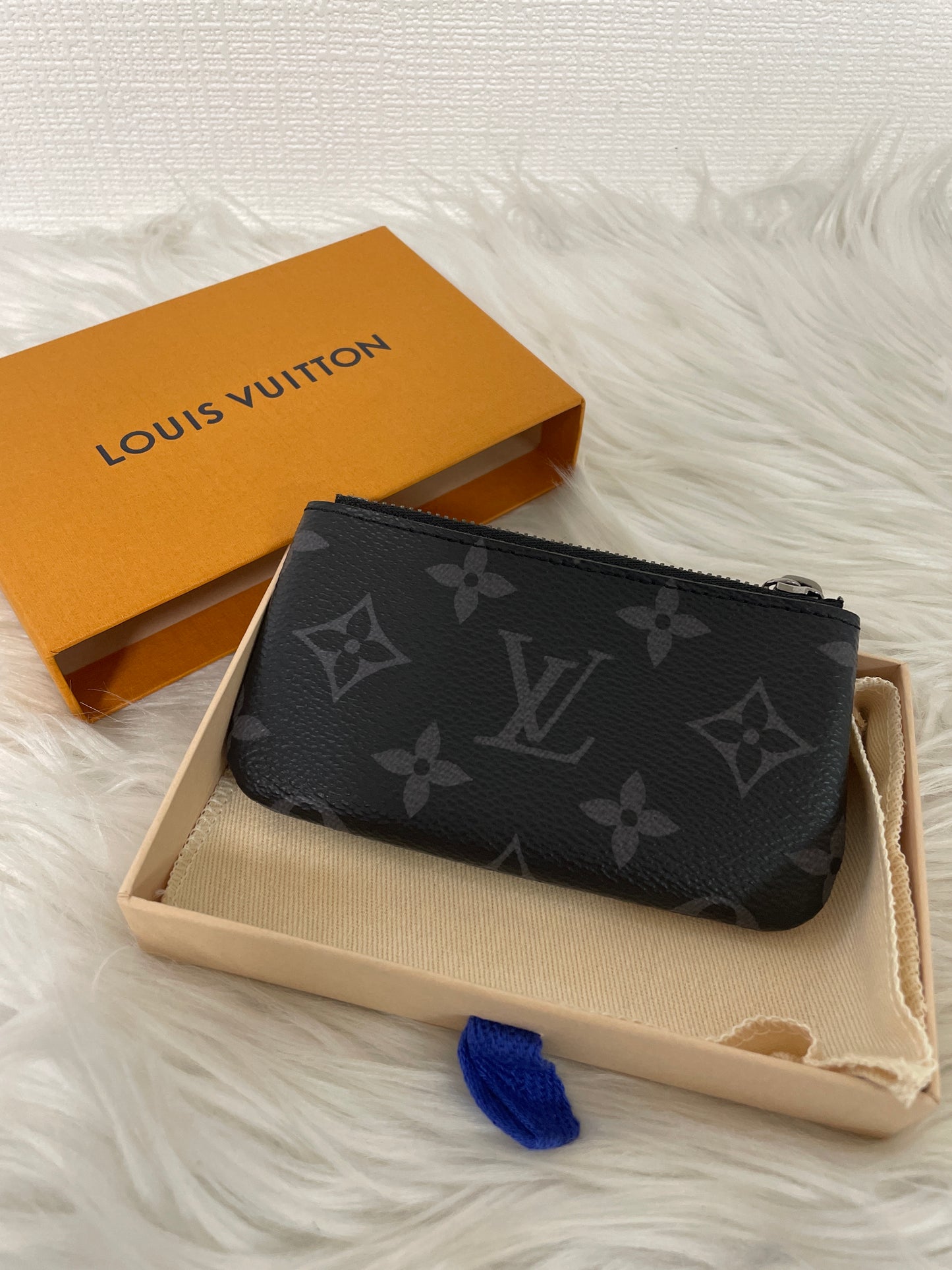 Louis Vuitton A-14163