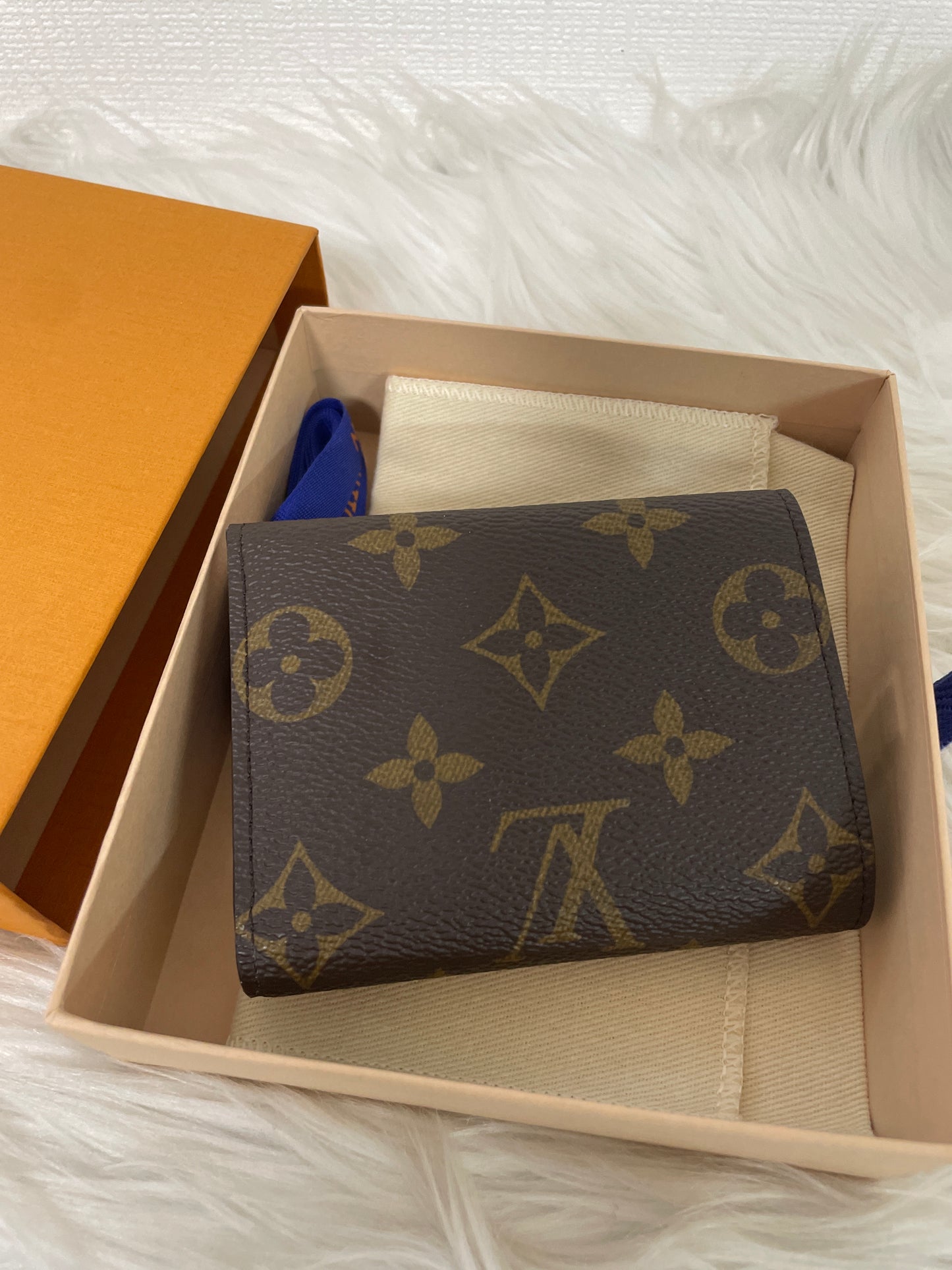 Louis Vuitton A-14178