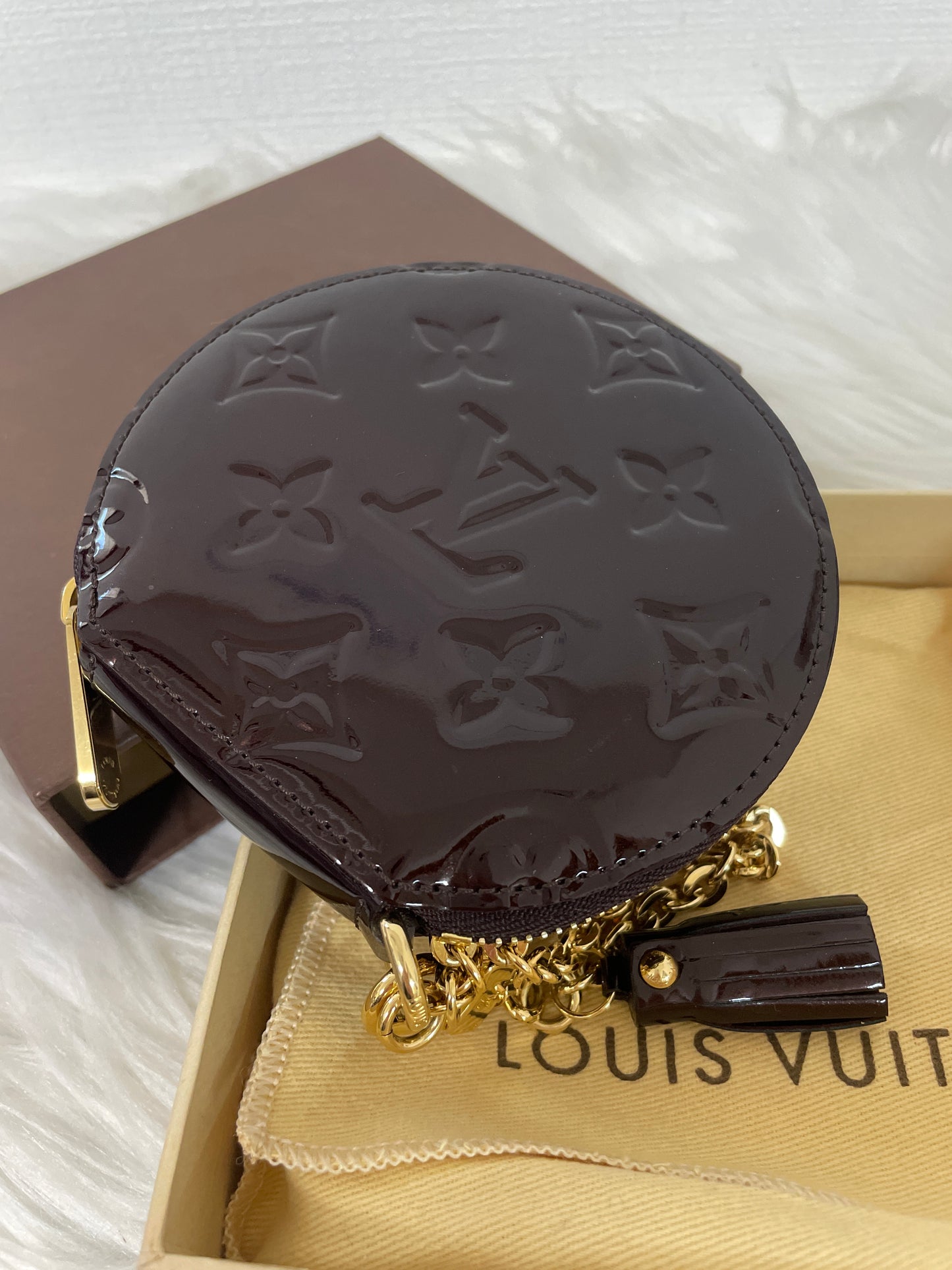 Louis Vuitton A-14179