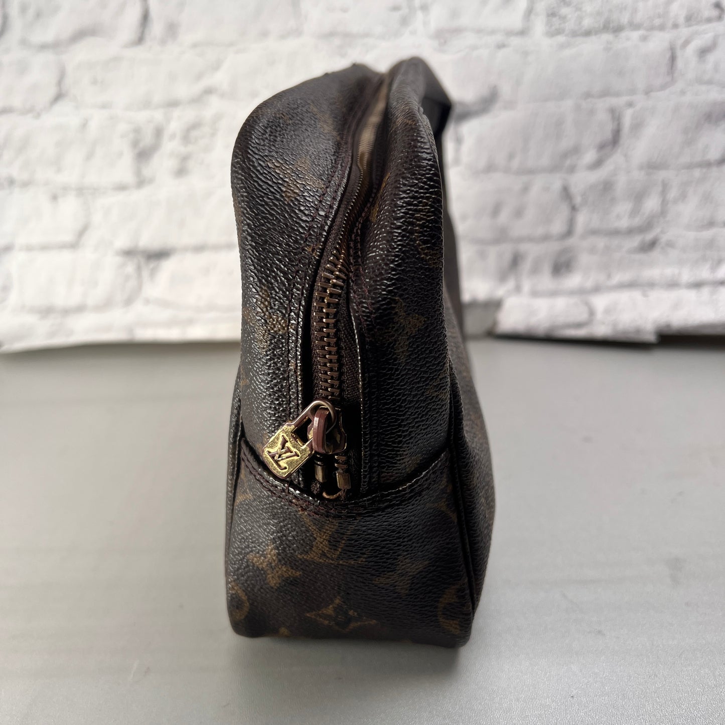 Louis Vuitton A-14217