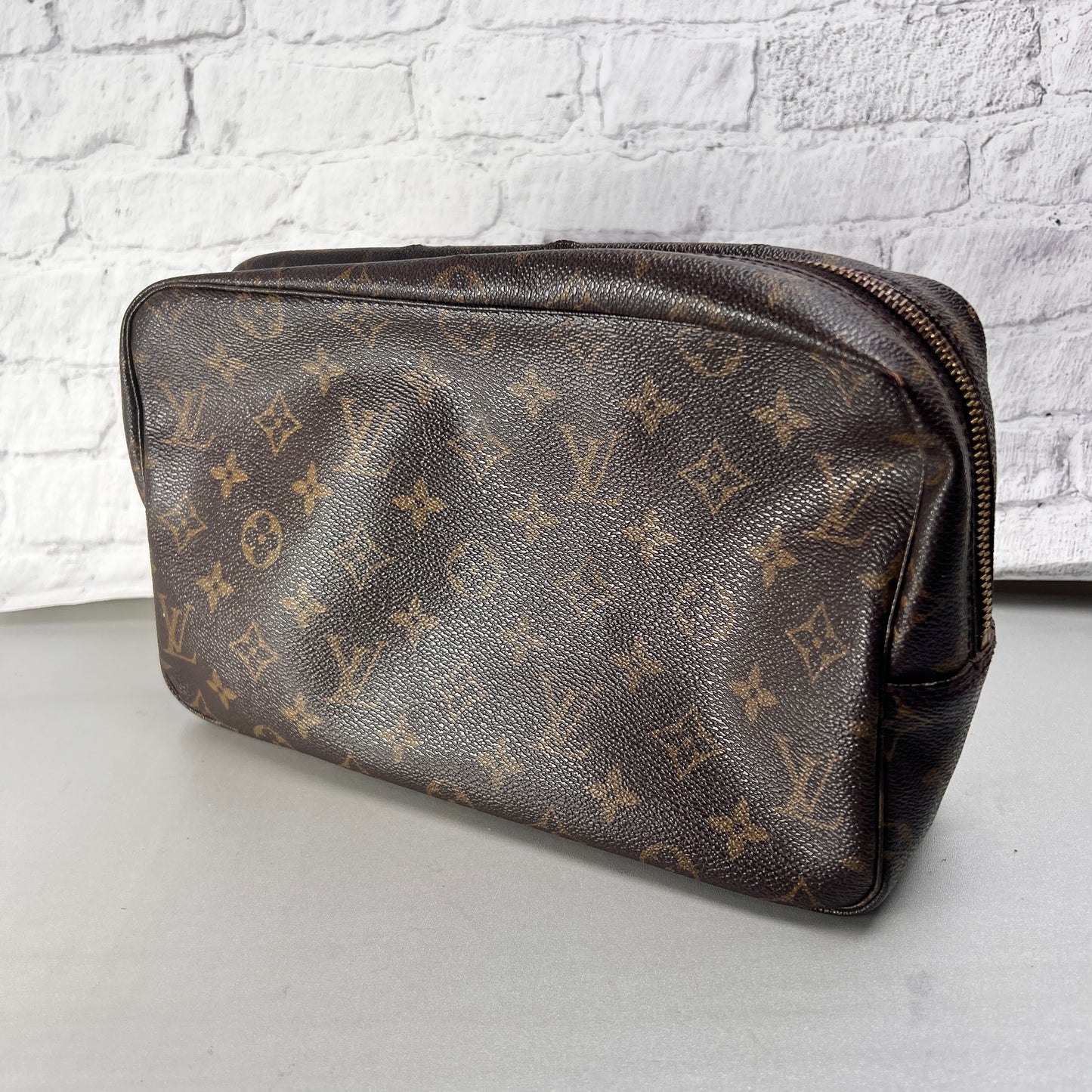 Louis Vuitton A-14217