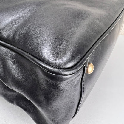 Chanel Black Tote Bags A-14226