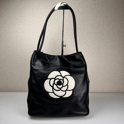 Chanel Black Tote Bags A-14226
