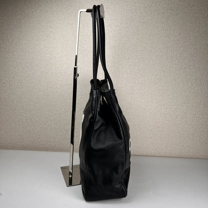Chanel Black Tote Bags A-14226