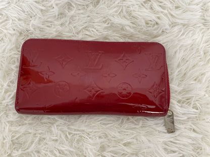 Louis Vuitton A-14240