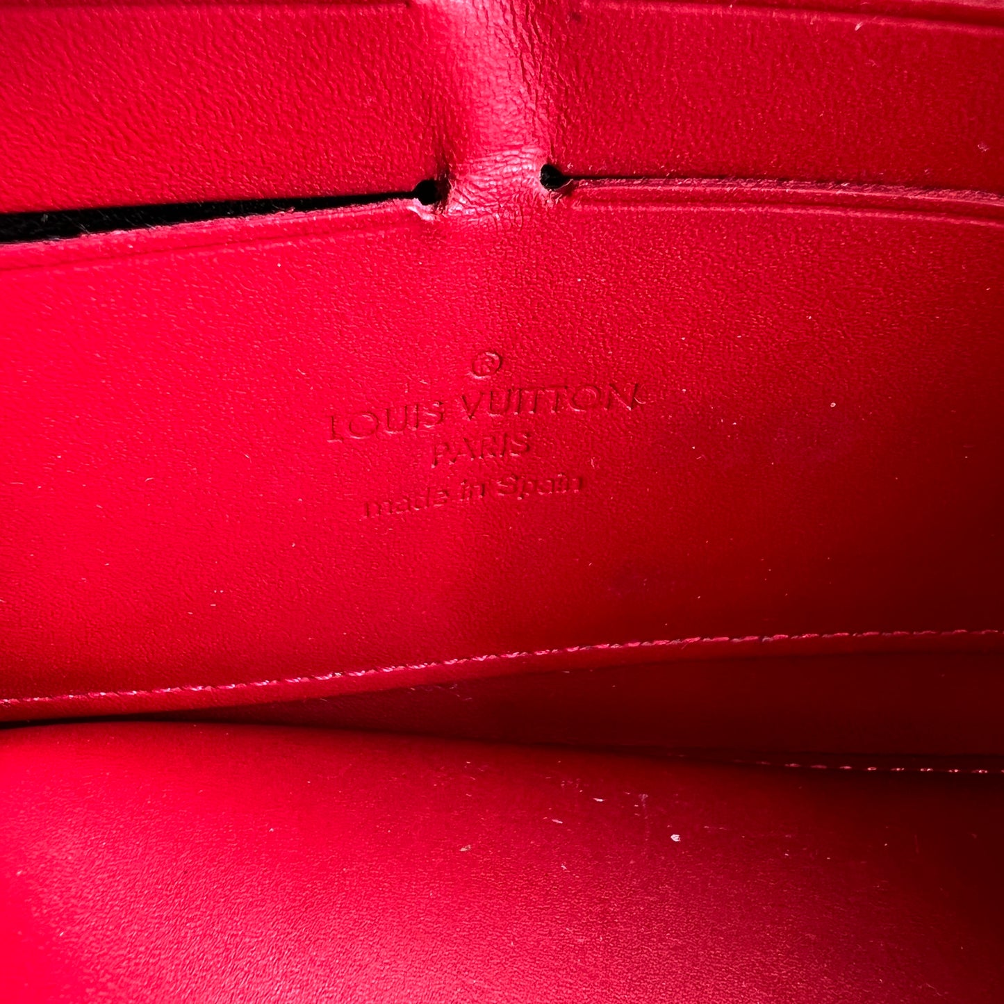 Louis Vuitton A-14240