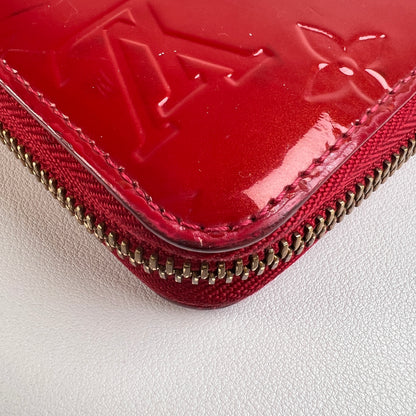 Louis Vuitton A-14240