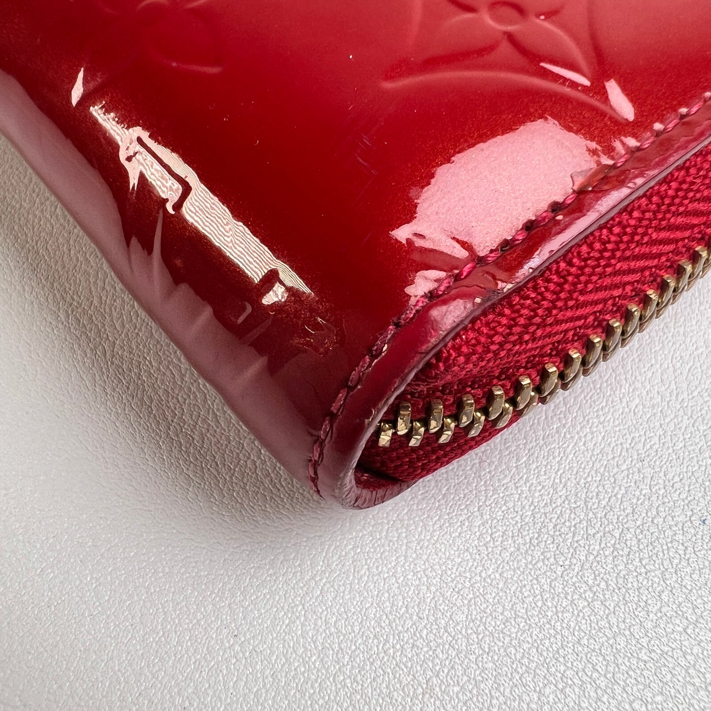 Louis Vuitton A-14240