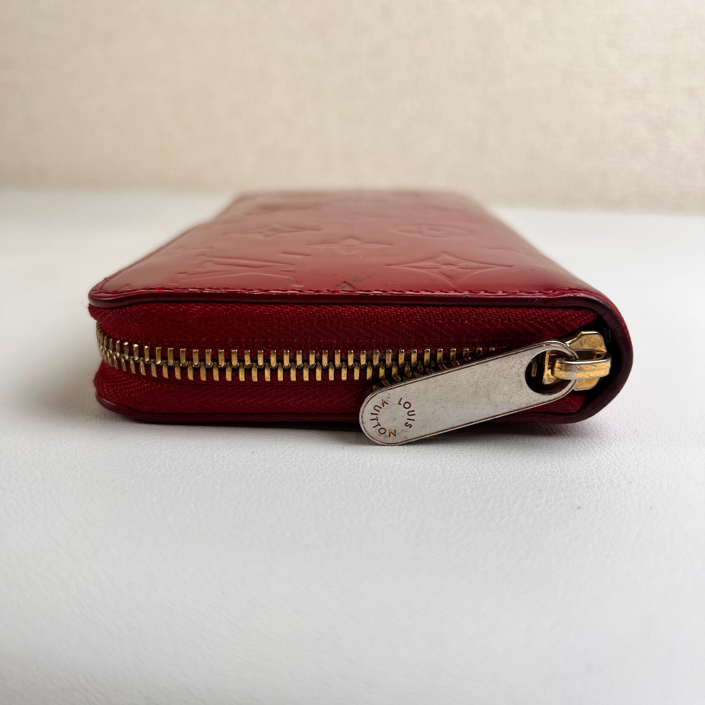 Louis Vuitton A-14240