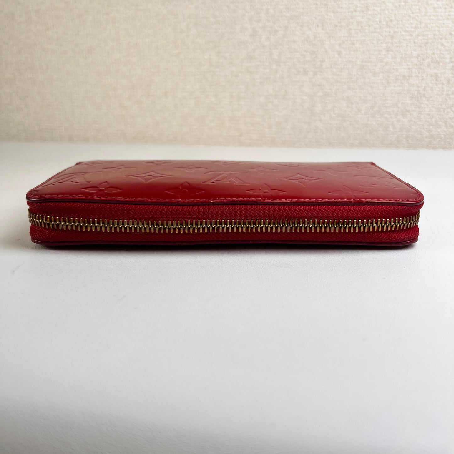 Louis Vuitton A-14240