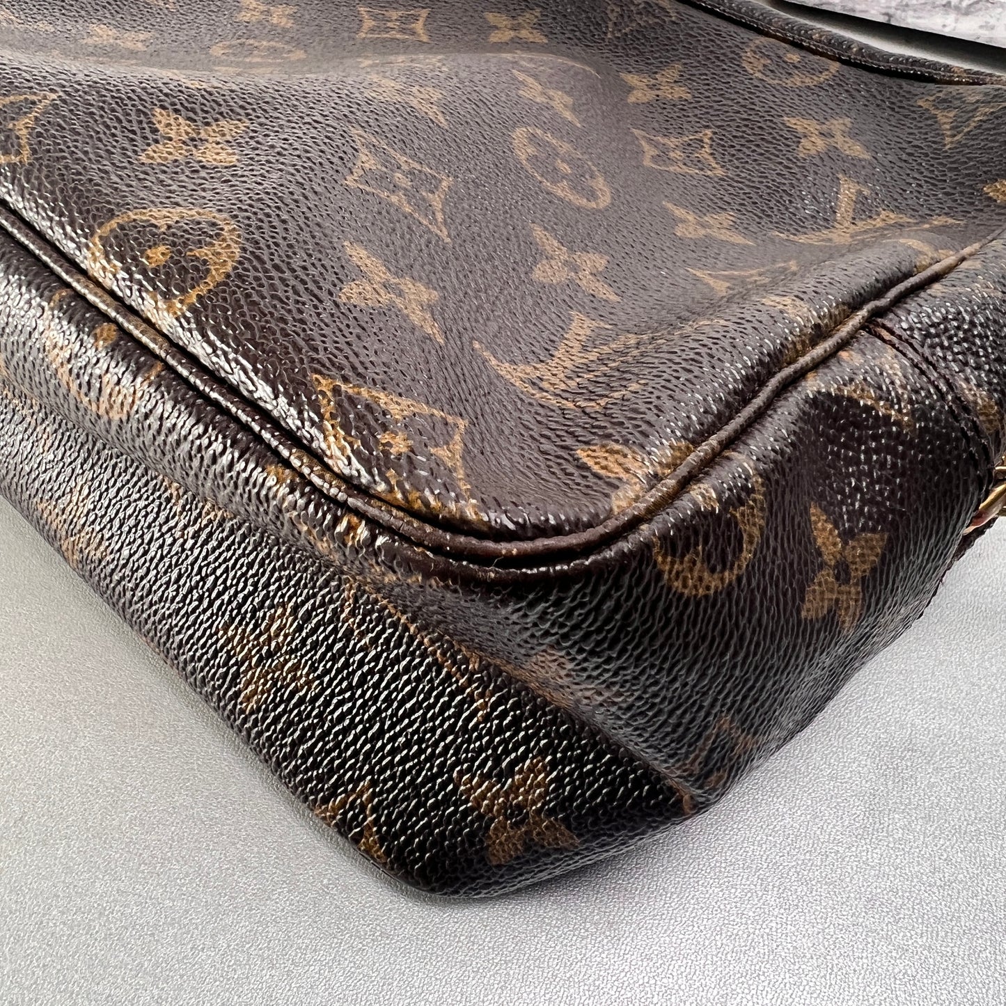 Louis Vuitton A-14252