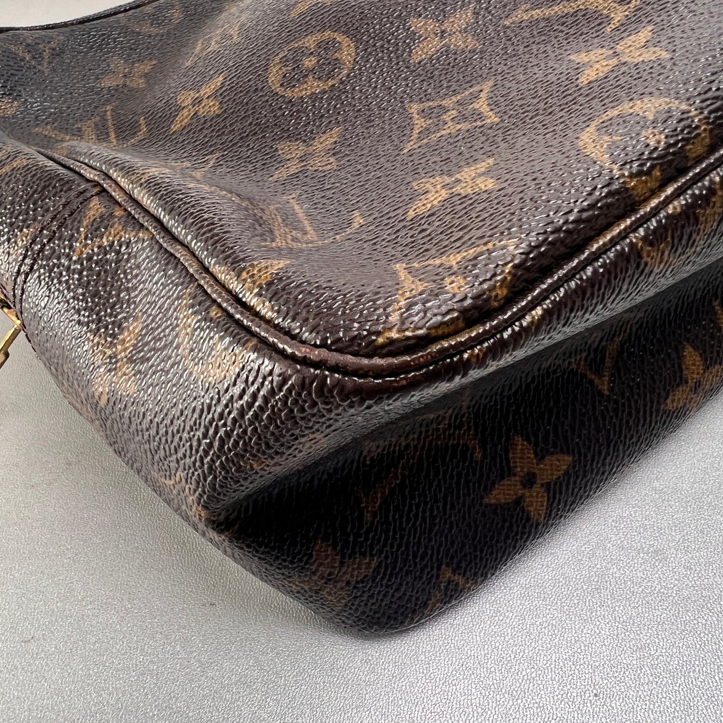 Louis Vuitton A-14252