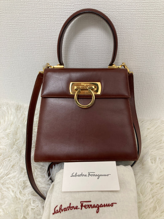 Ferragamo Red A-14271