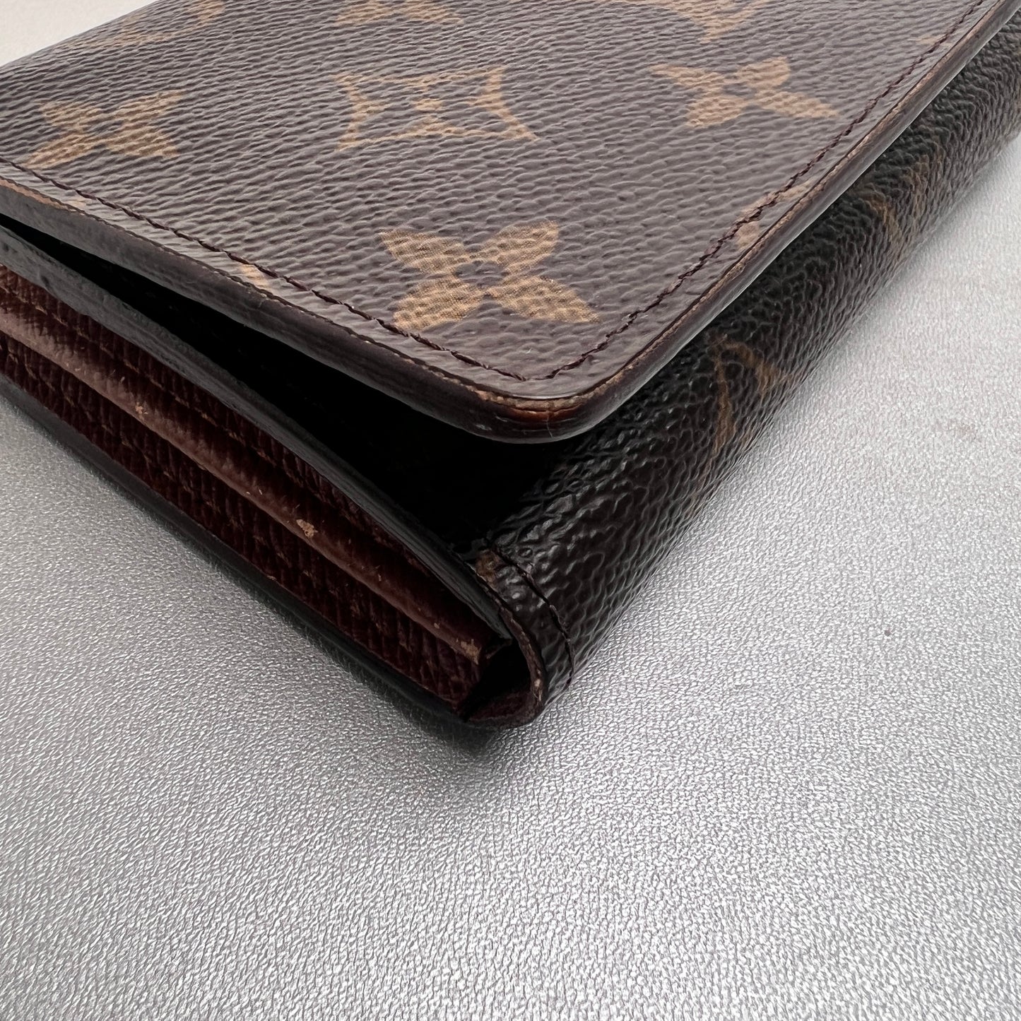 Louis Vuitton A-14292