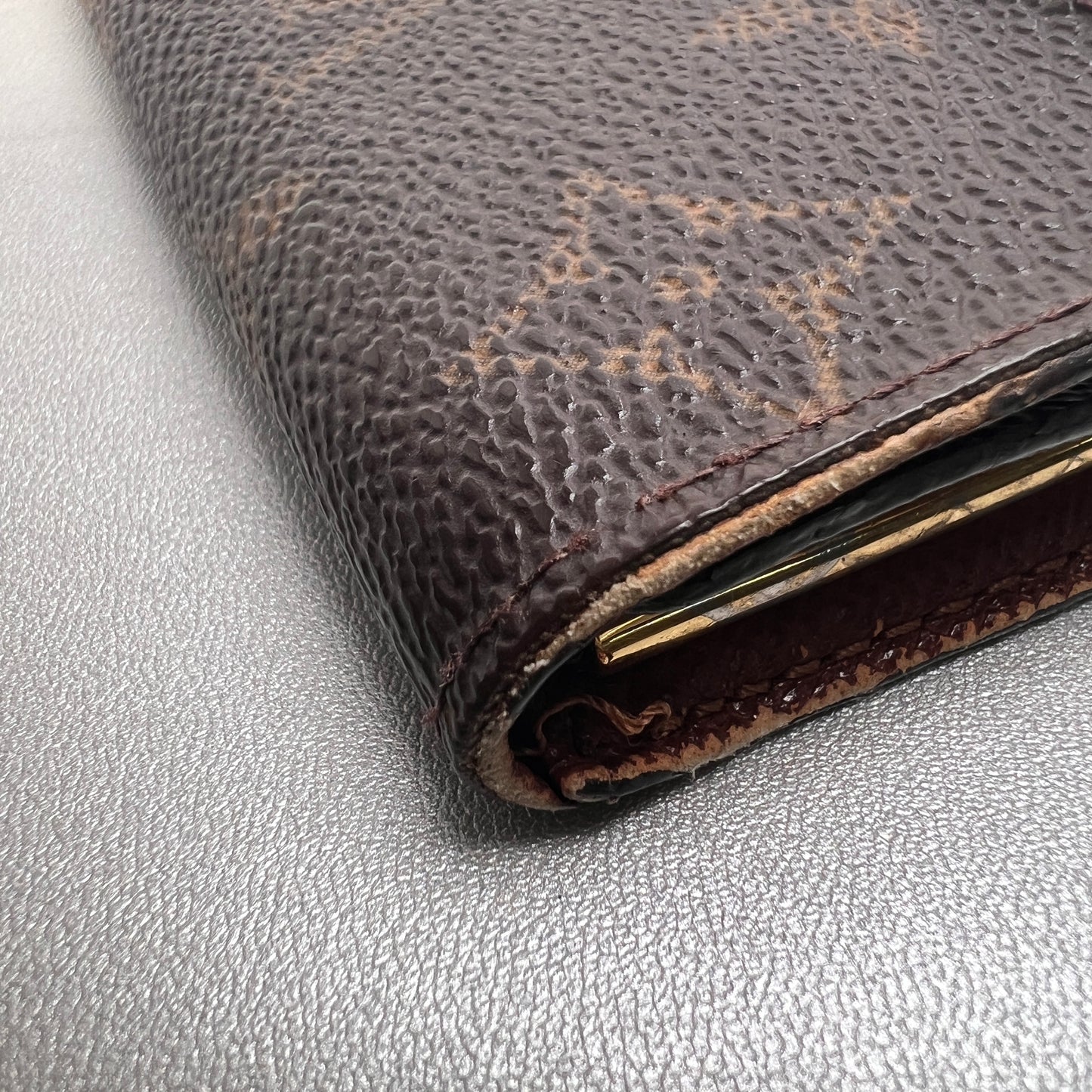 Louis Vuitton Small goods A-14337
