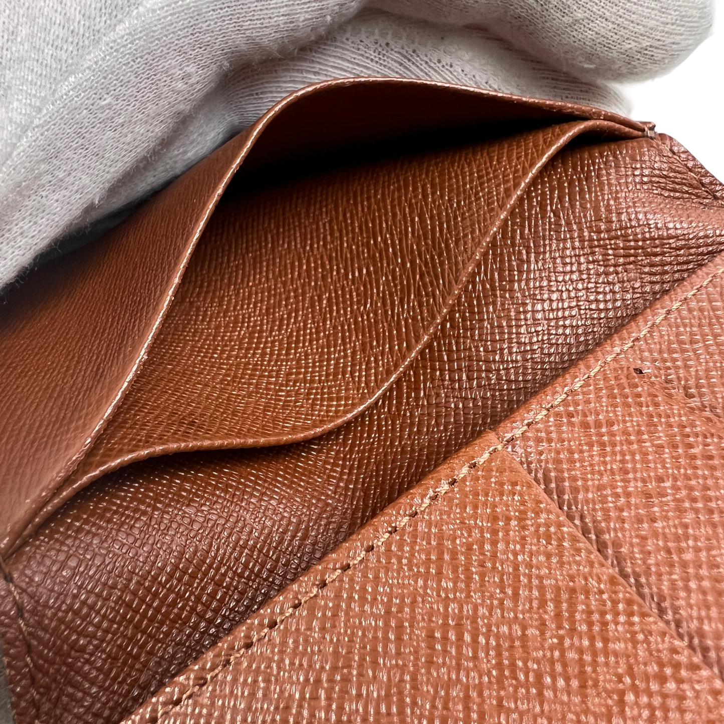 Louis Vuitton A-14374