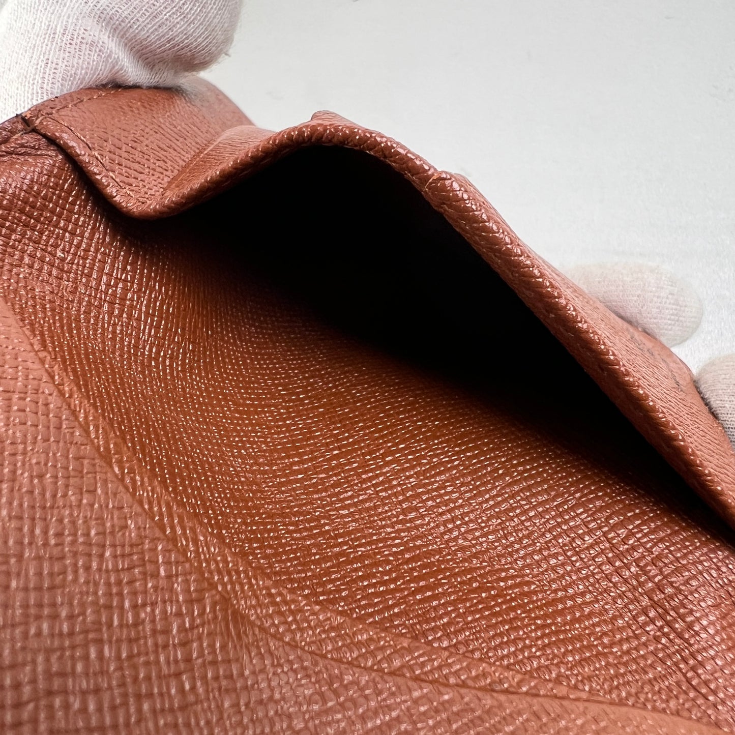 Louis Vuitton A-14374