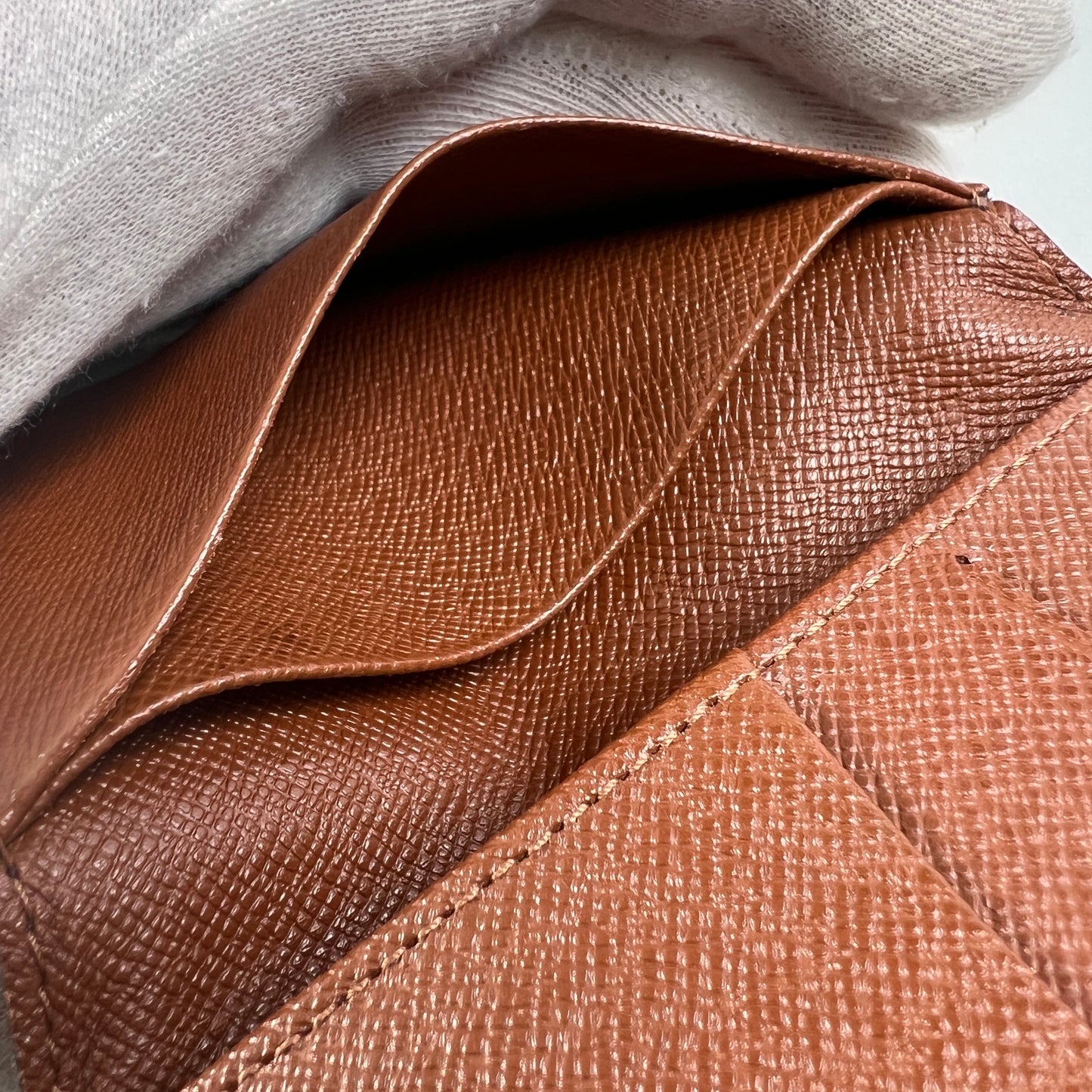 Louis Vuitton A-14374