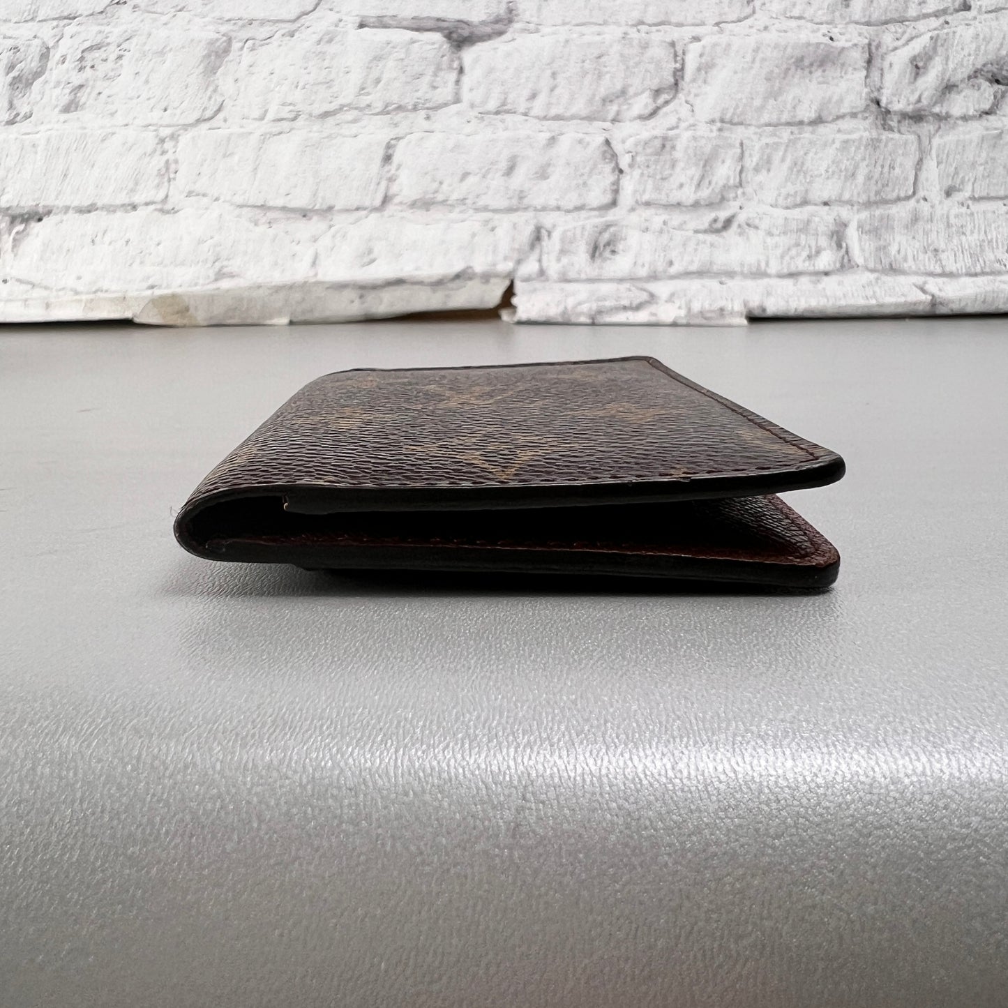 Louis Vuitton A-14374