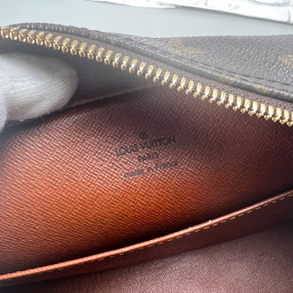 Louis Vuitton A-14375