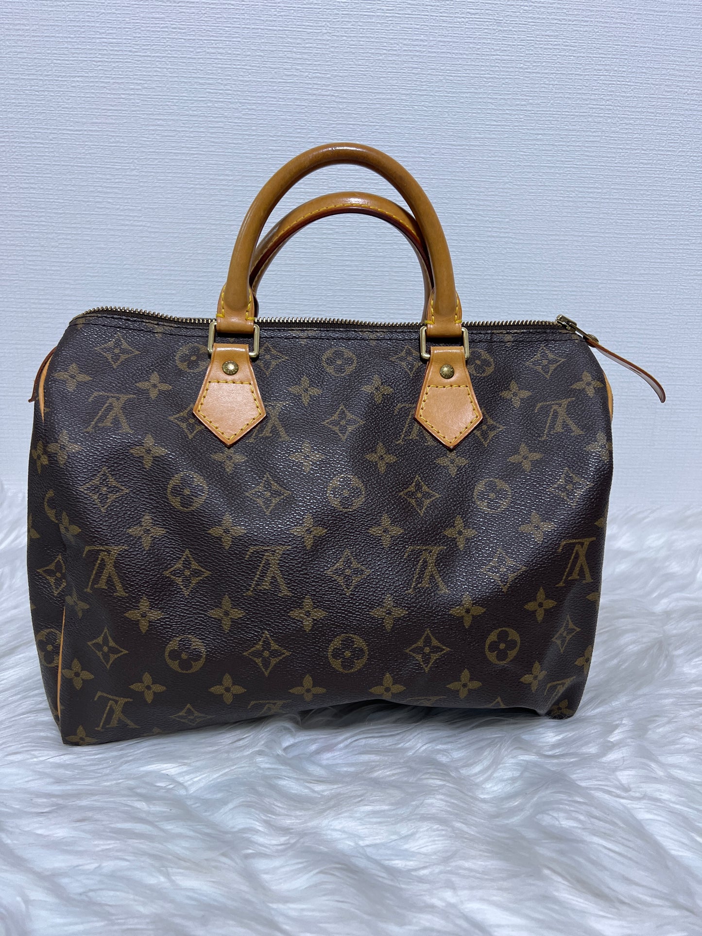 Louis Vuitton Brown A-14386