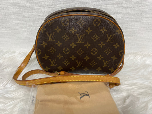 Louis Vuitton Brown A-14389