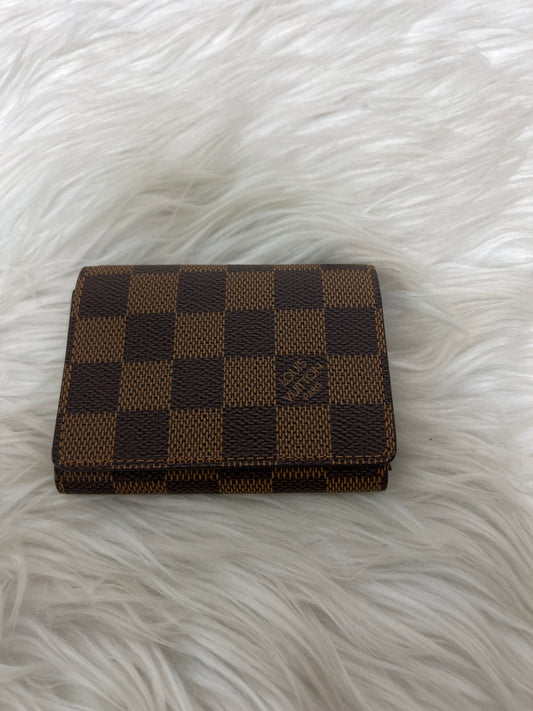 Louis Vuitton Brown A-14391