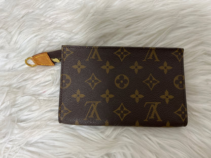 Louis Vuitton A-14400