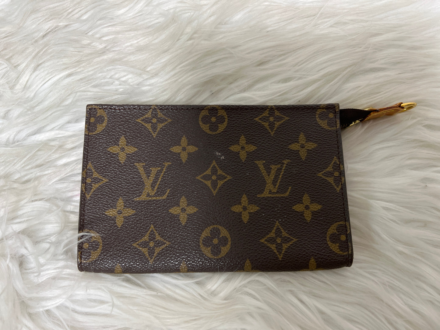 Louis Vuitton A-14400