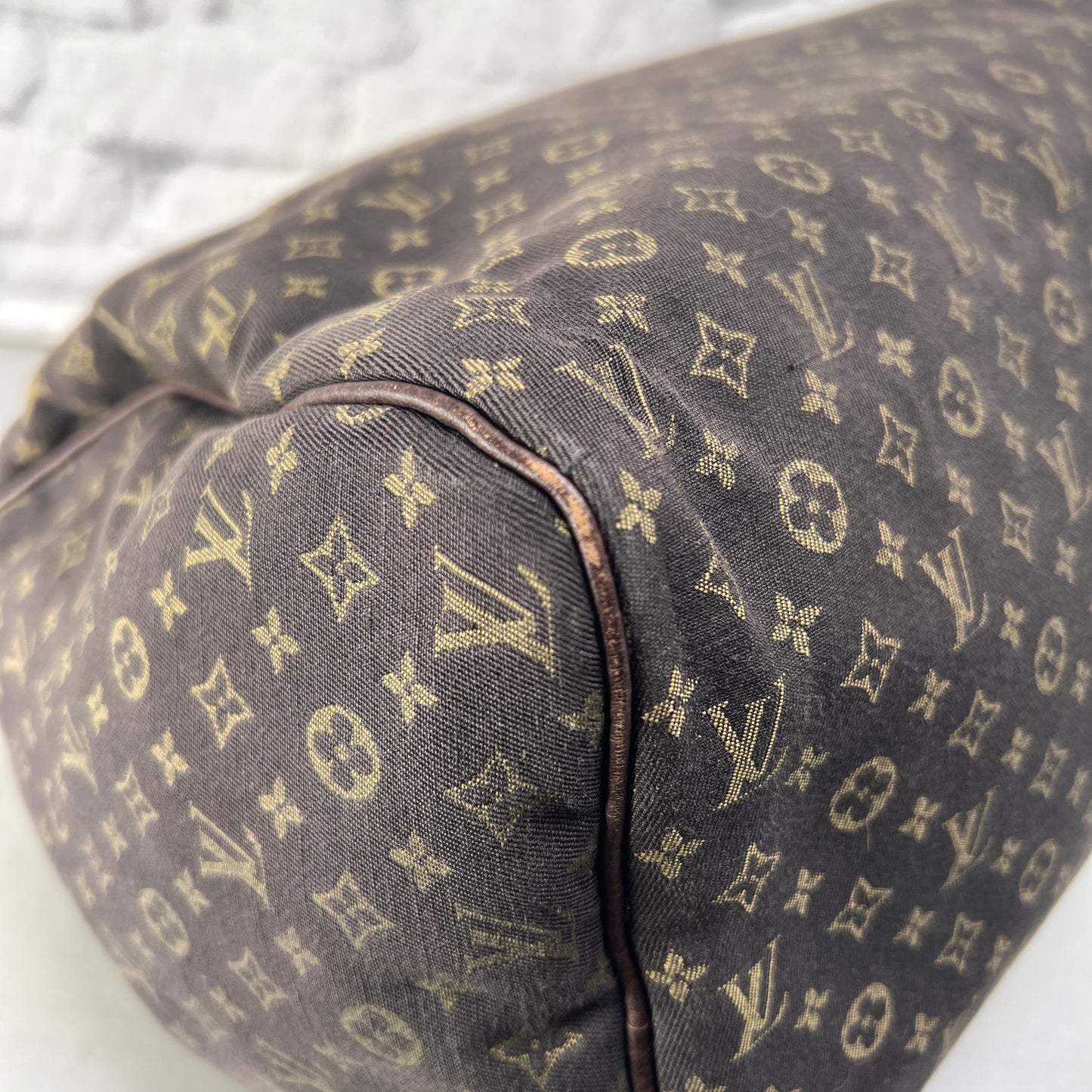Louis Vuitton Brown A-14404