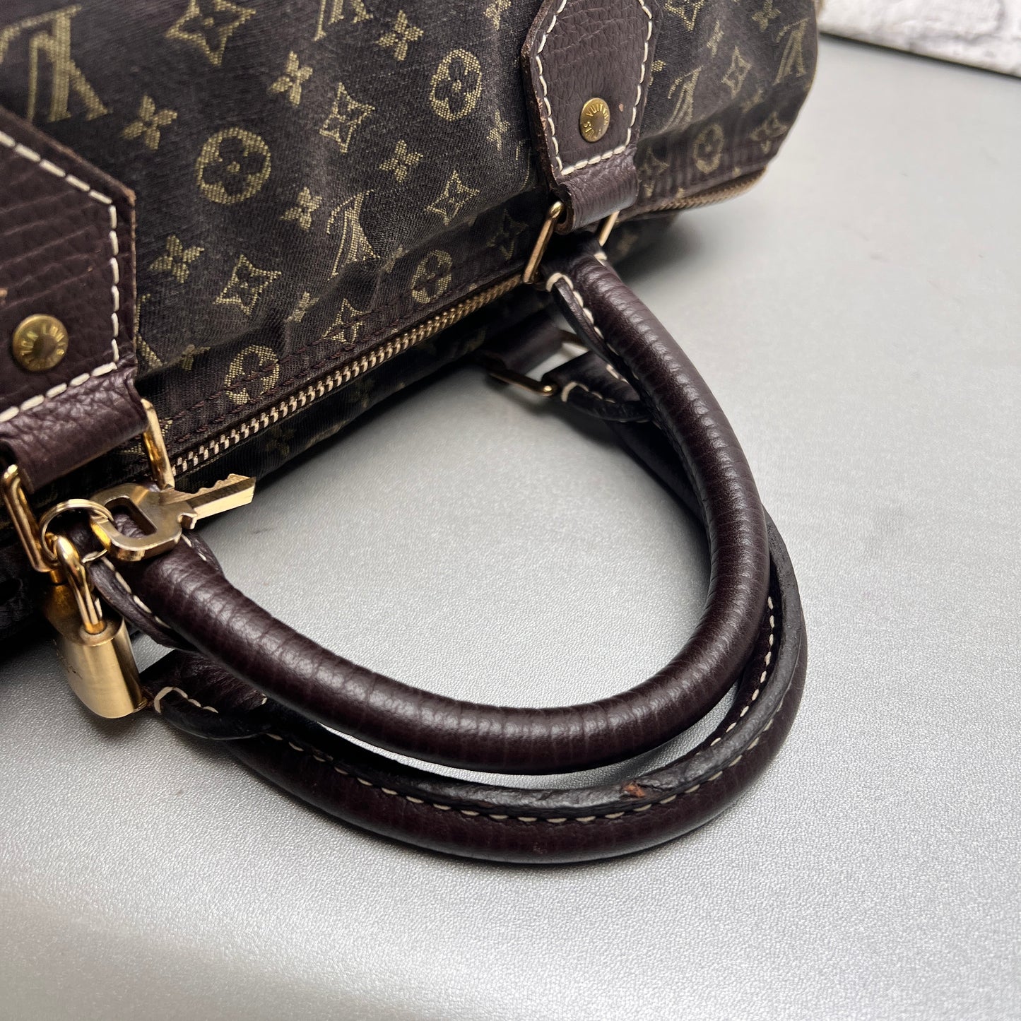 Louis Vuitton Brown A-14404
